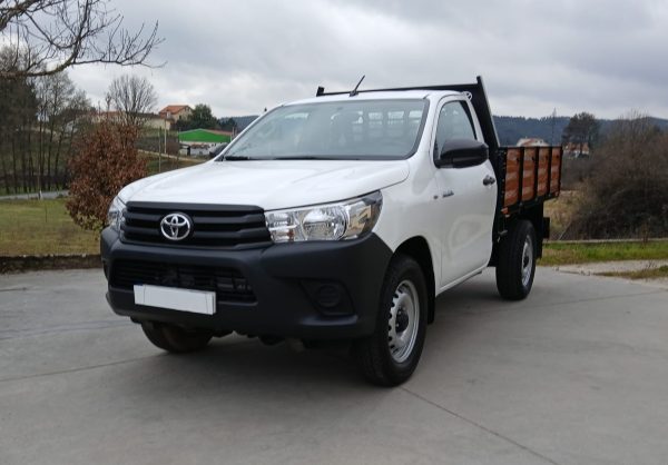 Toyota Hilux 4X2 Branca