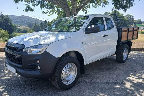 Isuzu d max