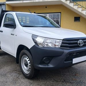 Toyota Hilux Branca de 2020