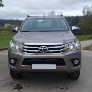 Toyota Hilux 4X4 cinzenta