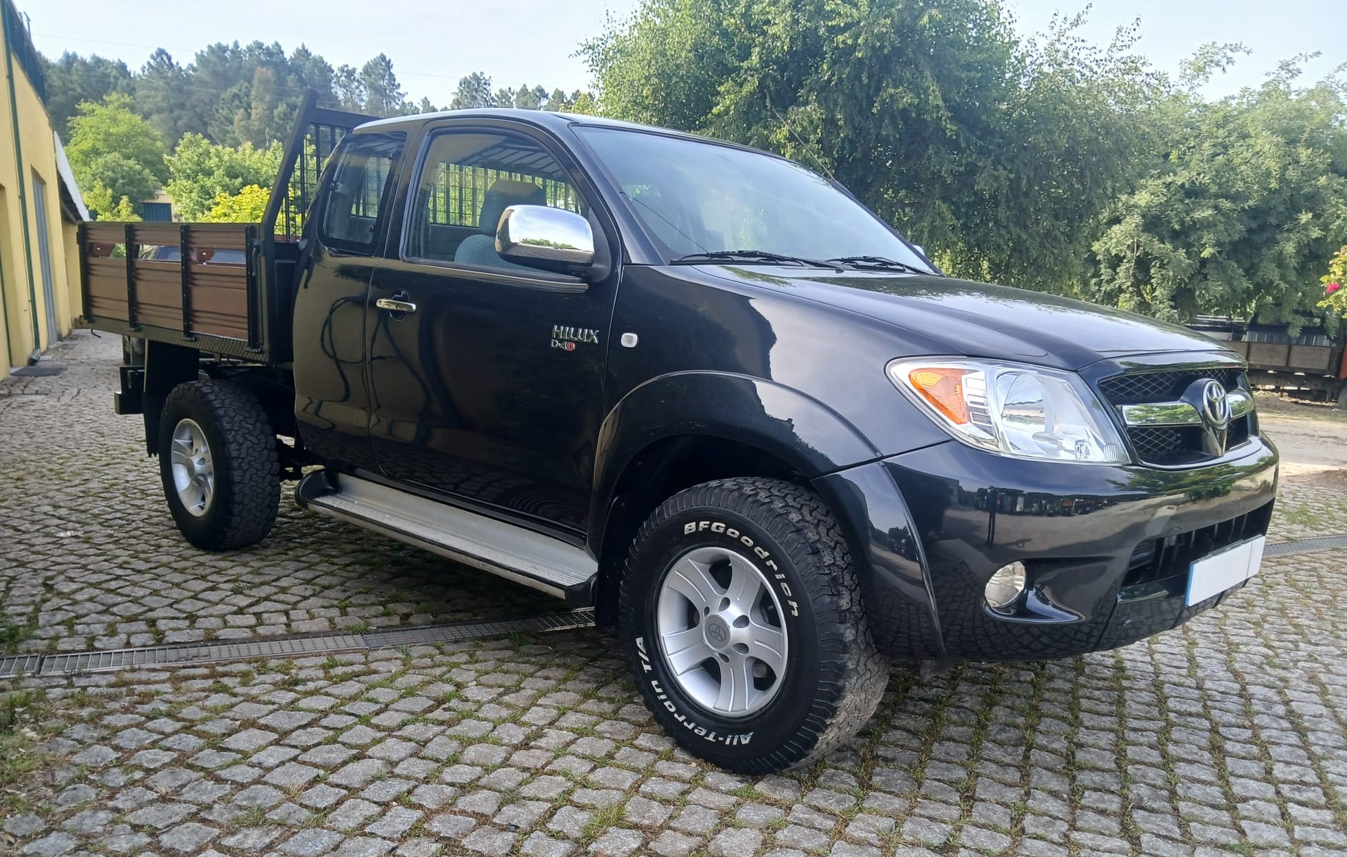 Toyota Hilux xcab 4X4 - Image 6