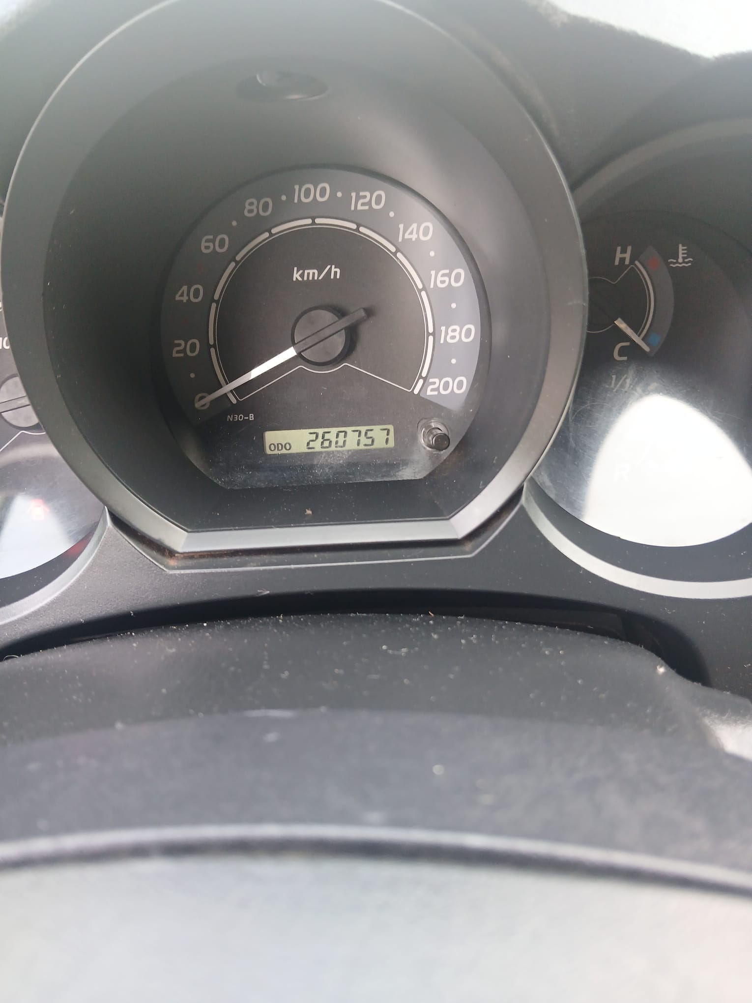 Toyota Hilux xcab 4X4 - Image 3